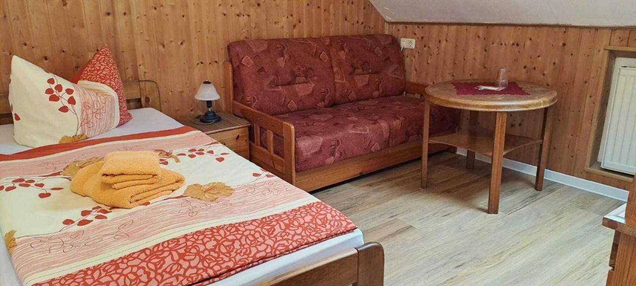 Pension & Gasthaus Nostalgie Altendorf  Værelse billede